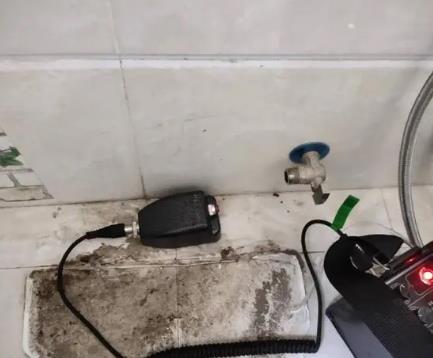 芮城屋顶漏水维修公司分享下卫生间漏水的危害及解决方法